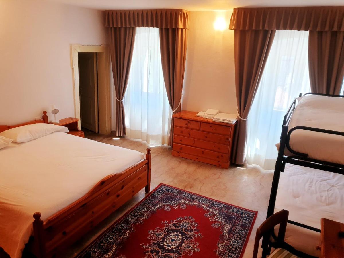 Albergo Trieste Lorenzago Di Cadore Exterior foto