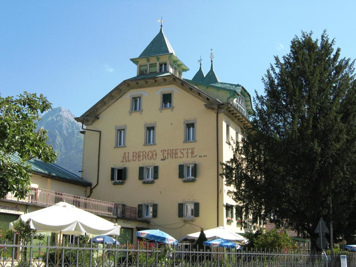 Albergo Trieste Lorenzago Di Cadore Exterior foto