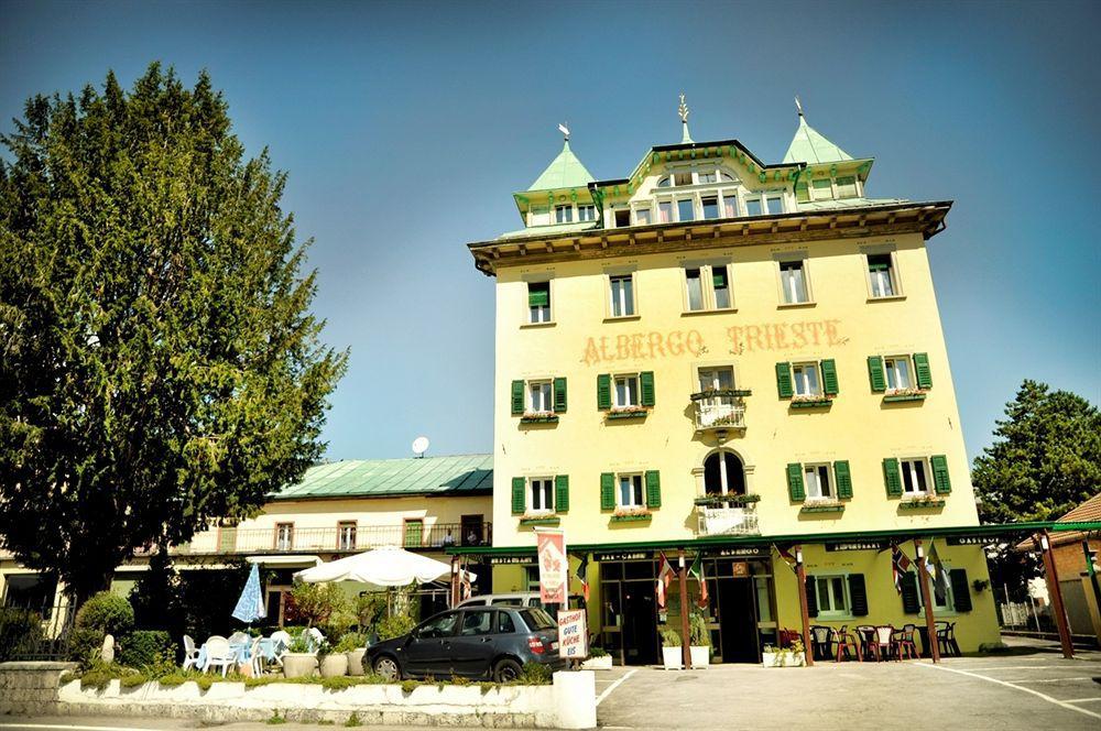 Albergo Trieste Lorenzago Di Cadore Exterior foto